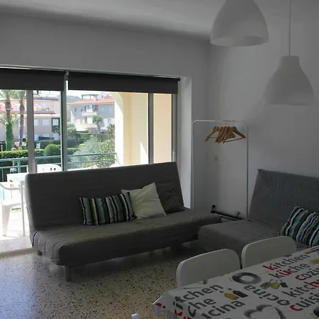 Acogedor Apartamento En Sagaro خيرونا